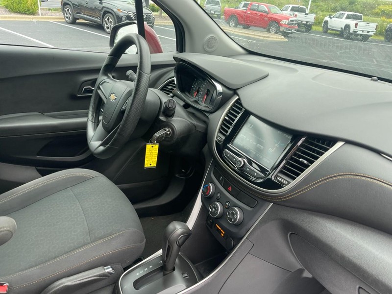Chevrolet Trax Vehicle Image 05