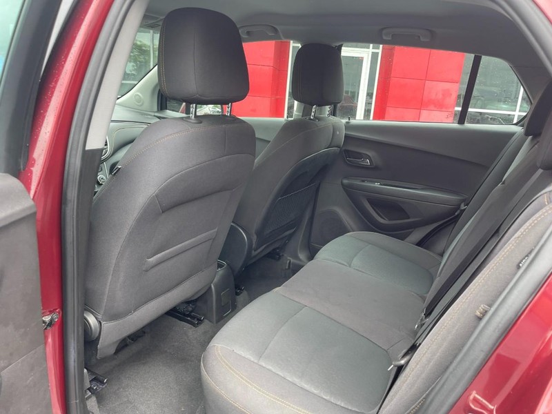 Chevrolet Trax Vehicle Image 10