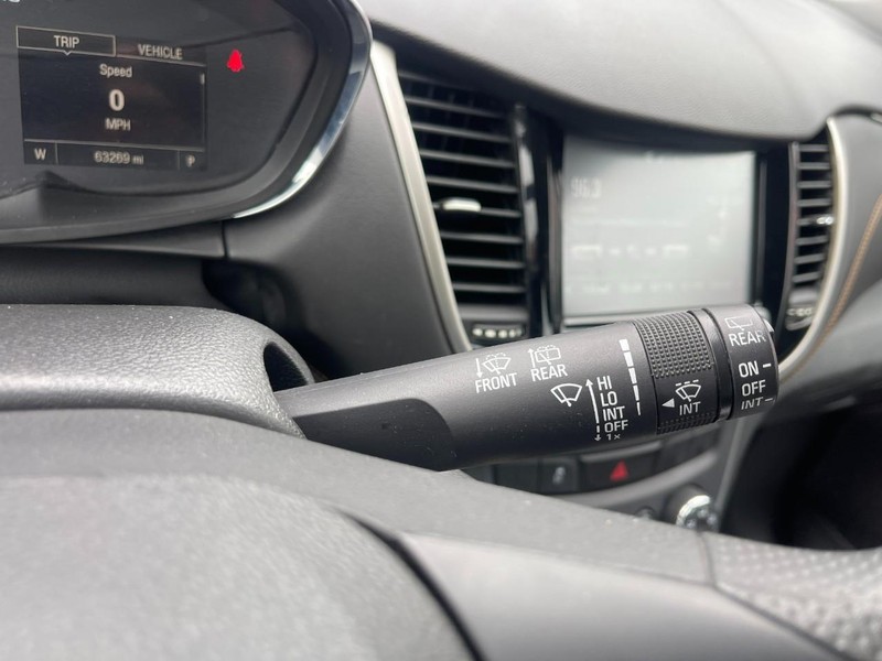 Chevrolet Trax Vehicle Image 15