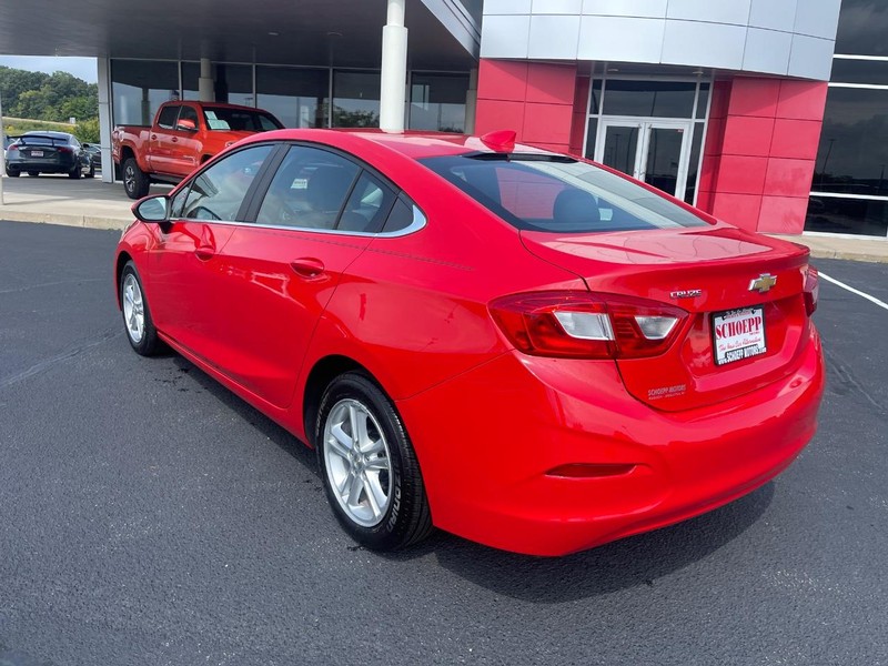 Chevrolet Cruze Vehicle Image 06
