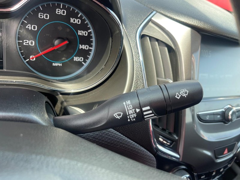 Chevrolet Cruze Vehicle Image 27
