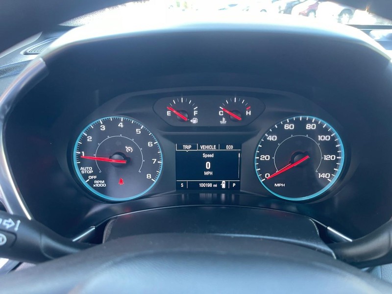 Chevrolet Equinox Vehicle Image 19