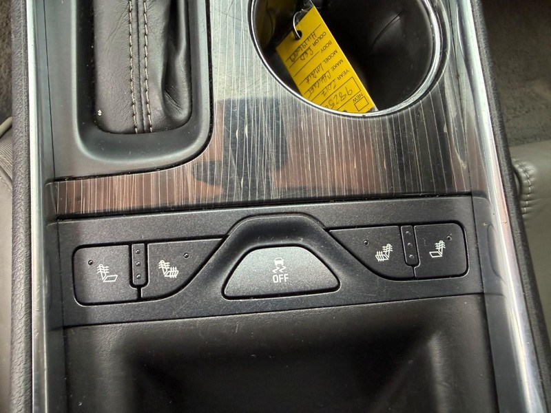 Chevrolet Impala Vehicle Image 29