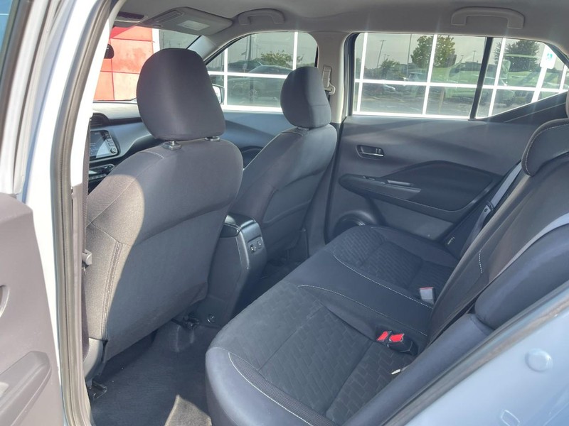Nissan Kicks Vehicle Image 15