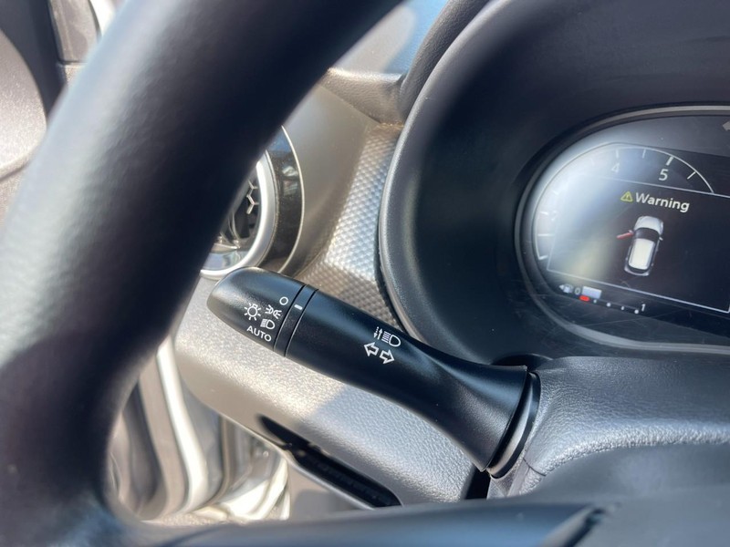 Nissan Kicks Vehicle Image 20