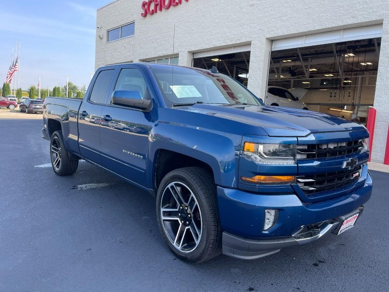 Chevrolet Silverado 1500 Vehicle Image 02