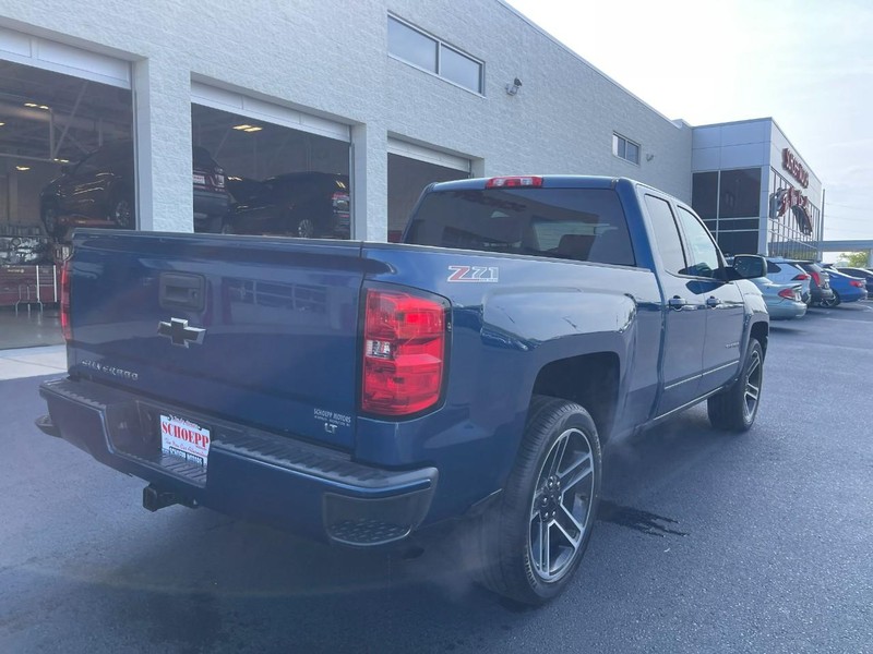 Chevrolet Silverado 1500 Vehicle Image 03
