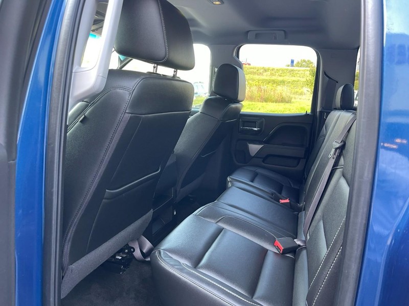 Chevrolet Silverado 1500 Vehicle Image 14
