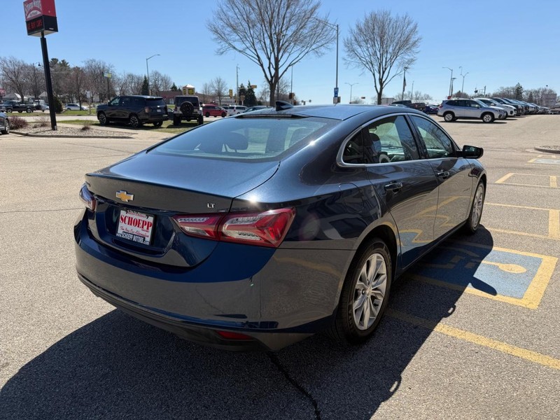 Chevrolet Malibu Vehicle Image 07