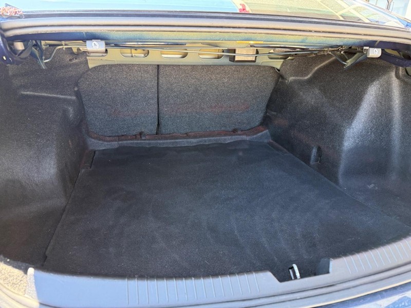 Chevrolet Malibu Vehicle Image 11