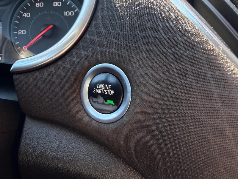 Chevrolet Malibu Vehicle Image 26