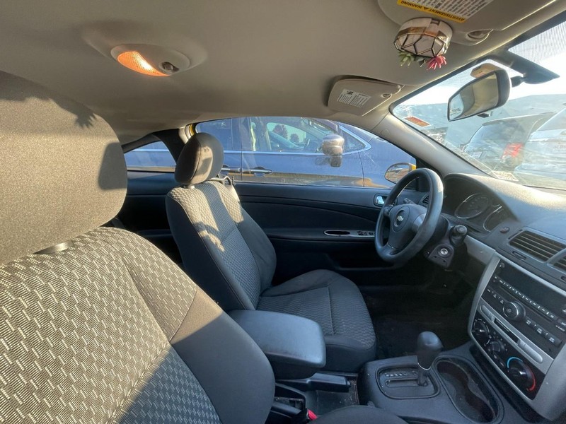 Chevrolet Cobalt Vehicle Image 03