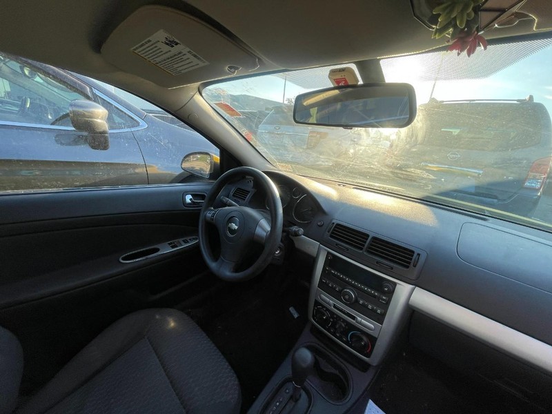 Chevrolet Cobalt Vehicle Image 05