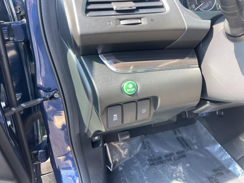 Honda CR-V Vehicle Image 20