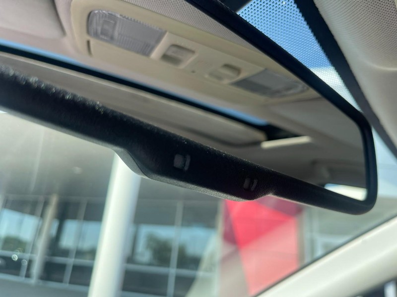 Honda CR-V Vehicle Image 31