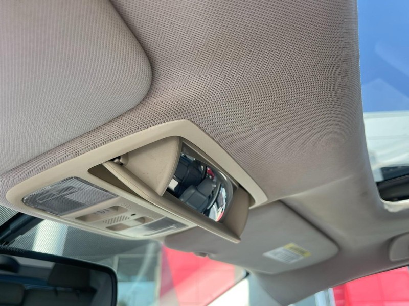Honda CR-V Vehicle Image 32