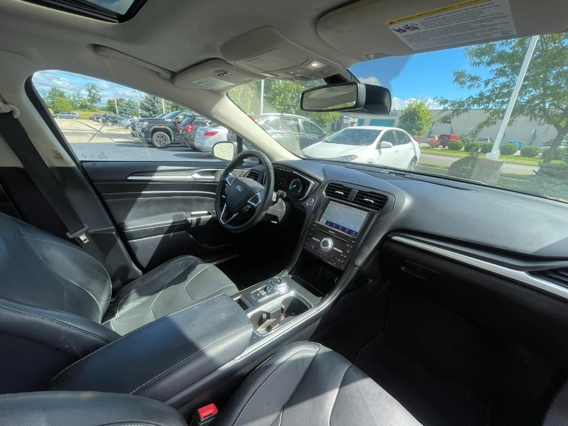 2020 Ford Fusion Titanium photo 5