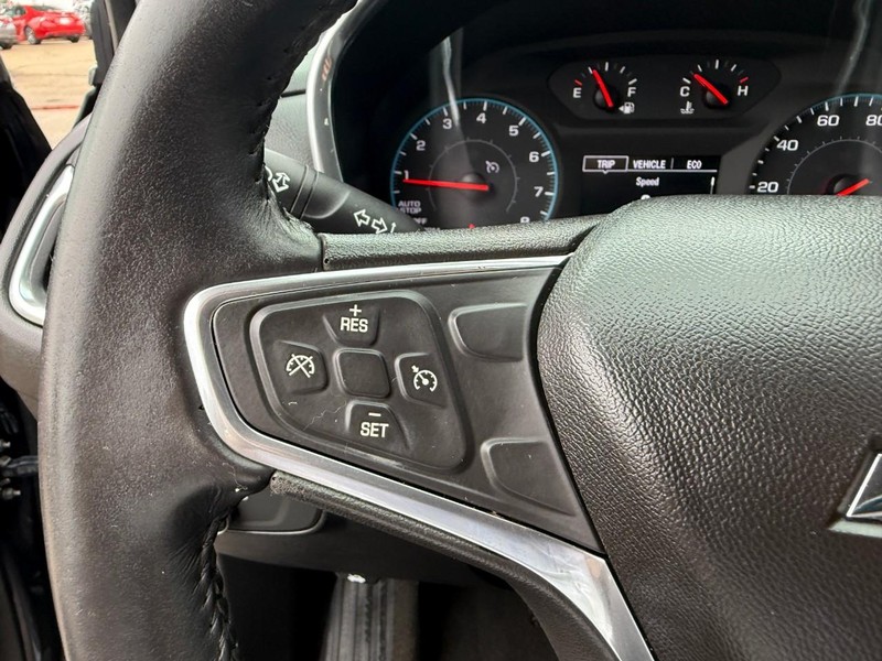 Chevrolet Equinox Vehicle Image 22