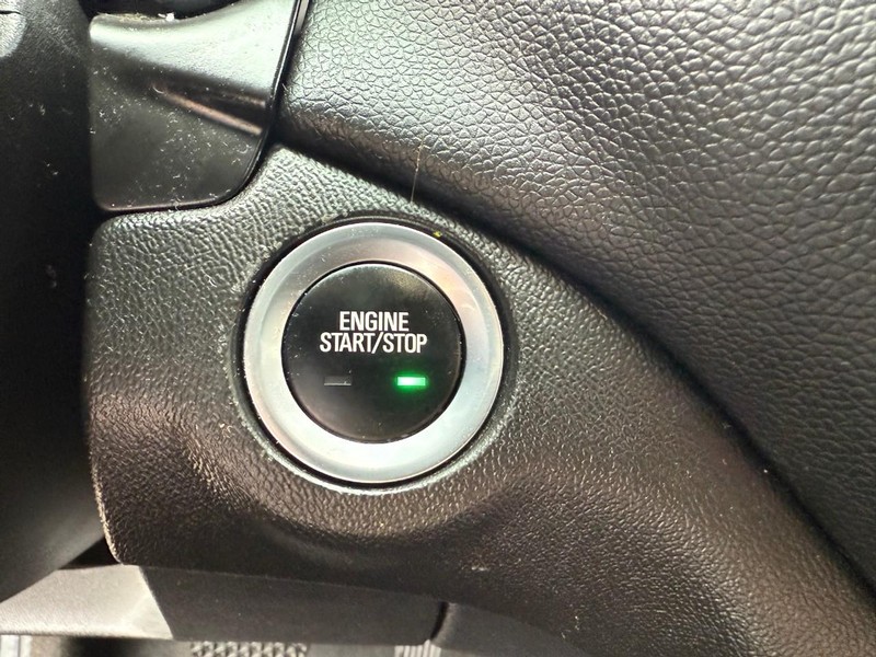 Chevrolet Equinox Vehicle Image 26
