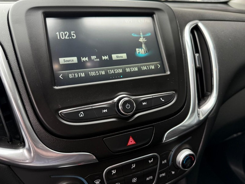 Chevrolet Equinox Vehicle Image 28