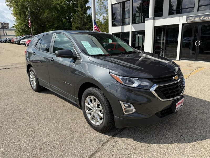 Chevrolet Equinox Vehicle Image 03