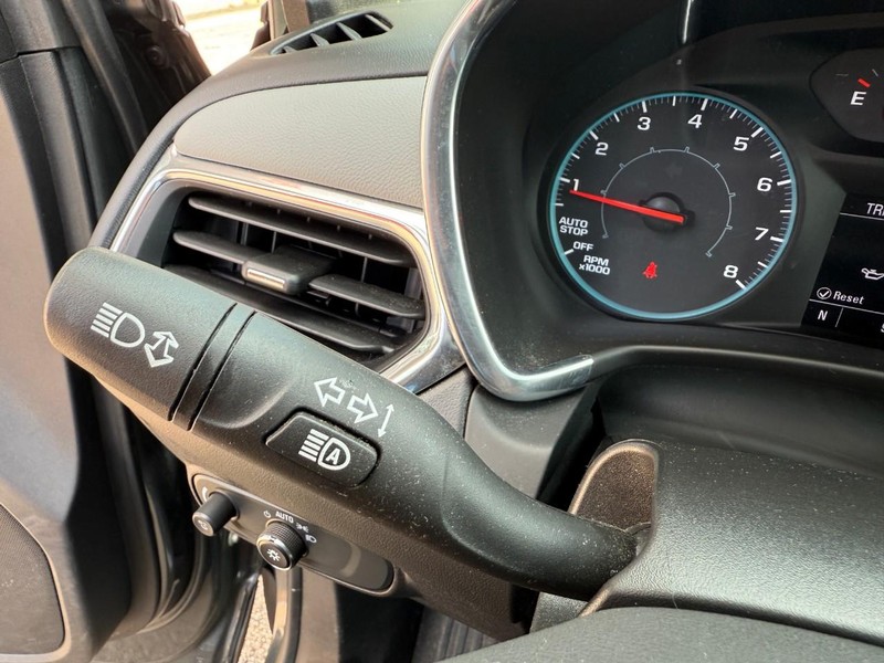 Chevrolet Equinox Vehicle Image 21