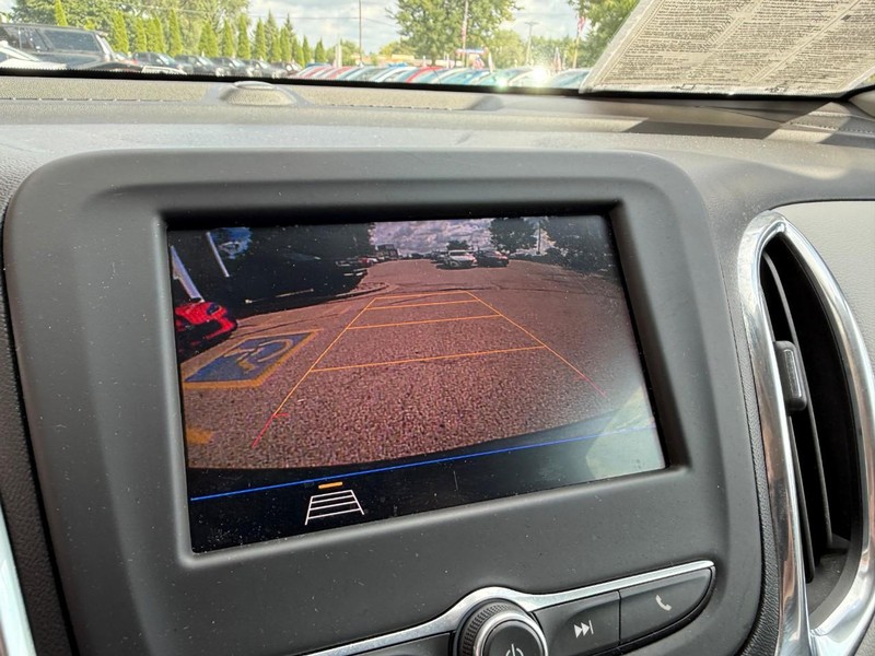 Chevrolet Equinox Vehicle Image 26