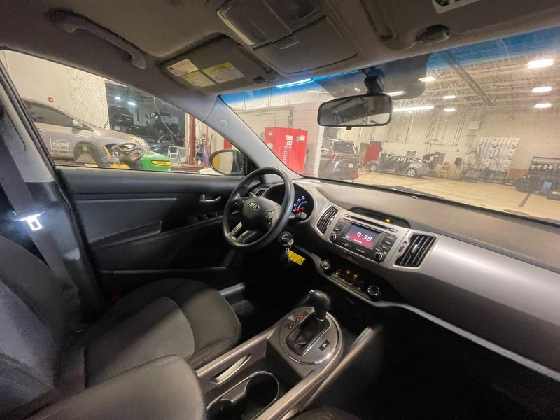 Kia Sportage Vehicle Image 04