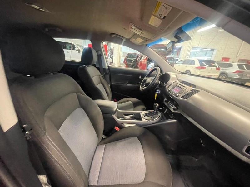 Kia Sportage Vehicle Image 10