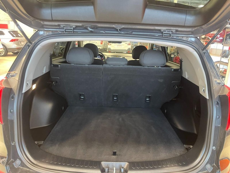 Kia Sportage Vehicle Image 14