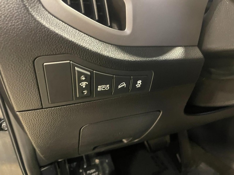 Kia Sportage Vehicle Image 19