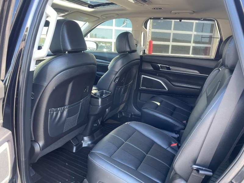 Kia Telluride Vehicle Image 20