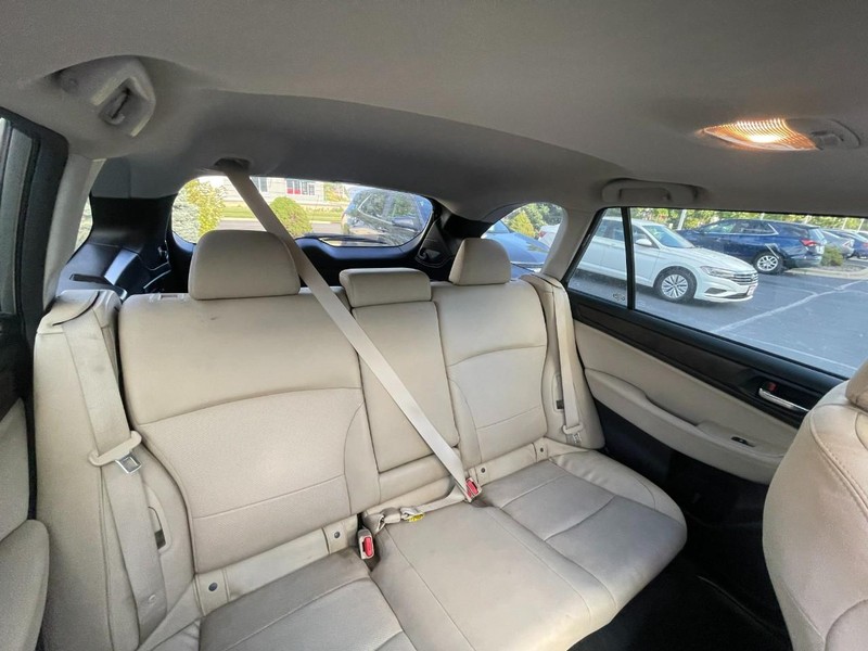 Subaru Outback Vehicle Image 05