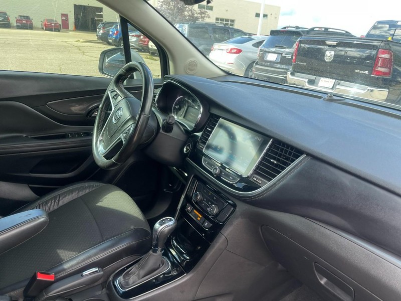 Buick Encore Vehicle Image 02