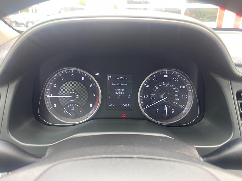 Hyundai Elantra Vehicle Image 22