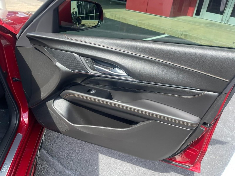 Cadillac CT4 Vehicle Image 09