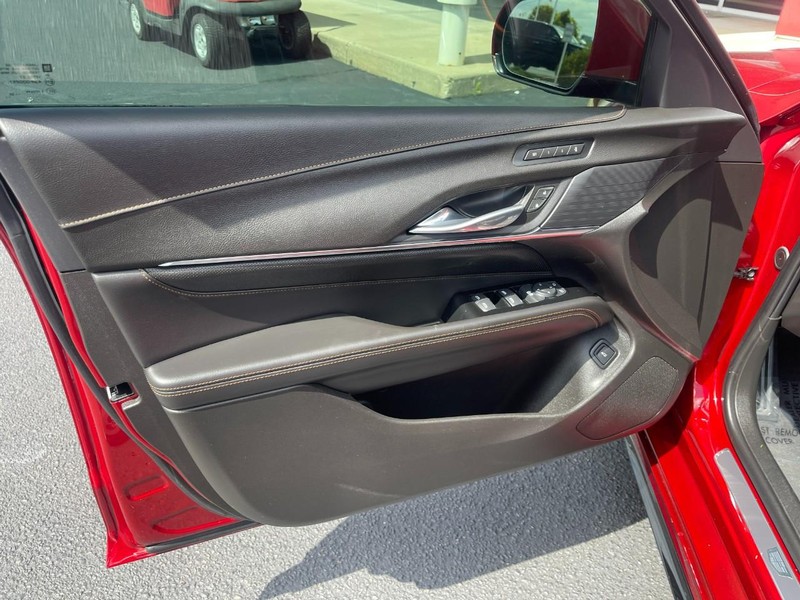 Cadillac CT4 Vehicle Image 17