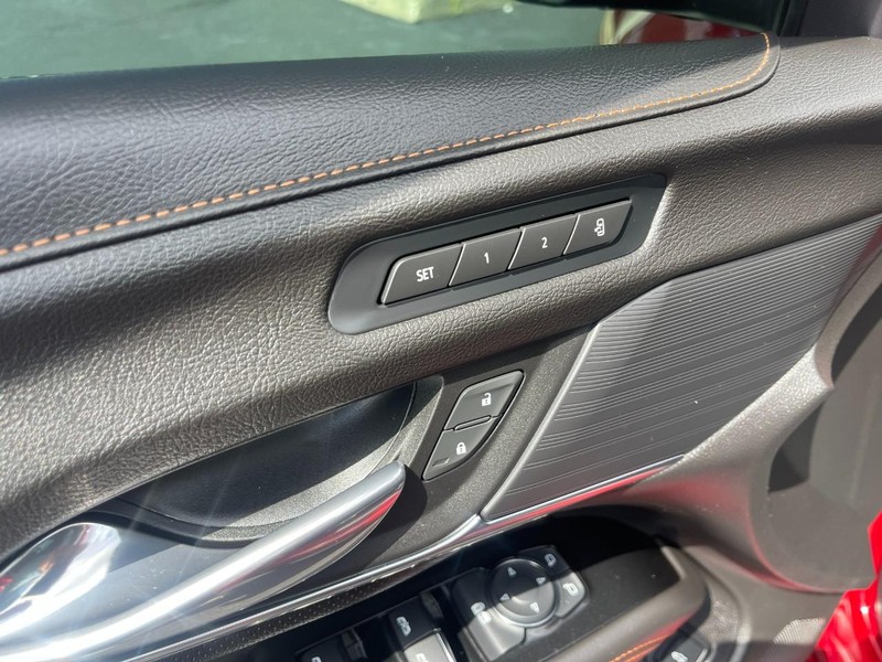 Cadillac CT4 Vehicle Image 18