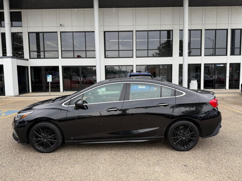 Chevrolet Cruze Vehicle Image 08