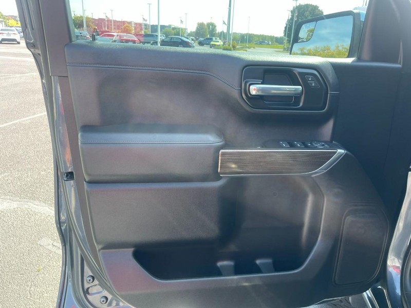 Chevrolet Silverado 1500 Vehicle Image 16
