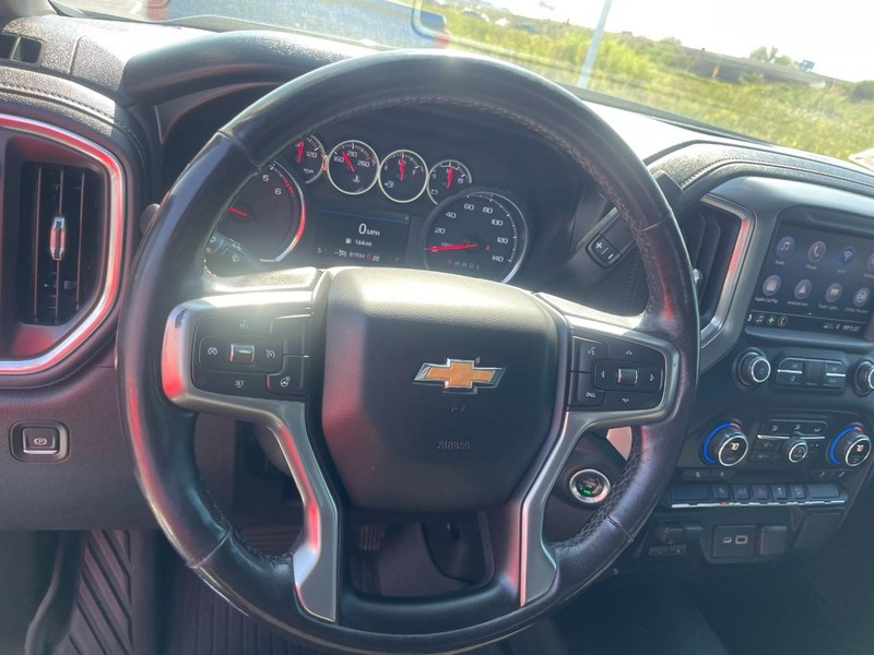 Chevrolet Silverado 1500 Vehicle Image 18