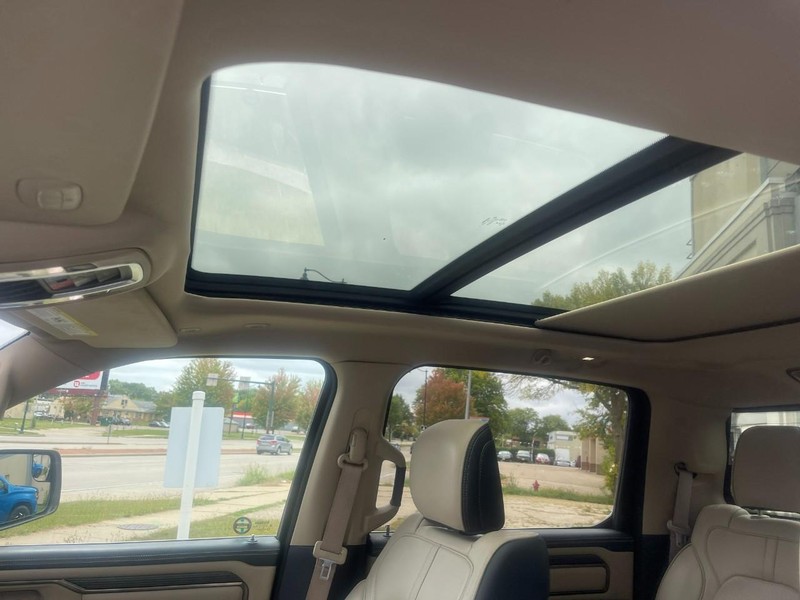 Ram 1500 Vehicle Image 03