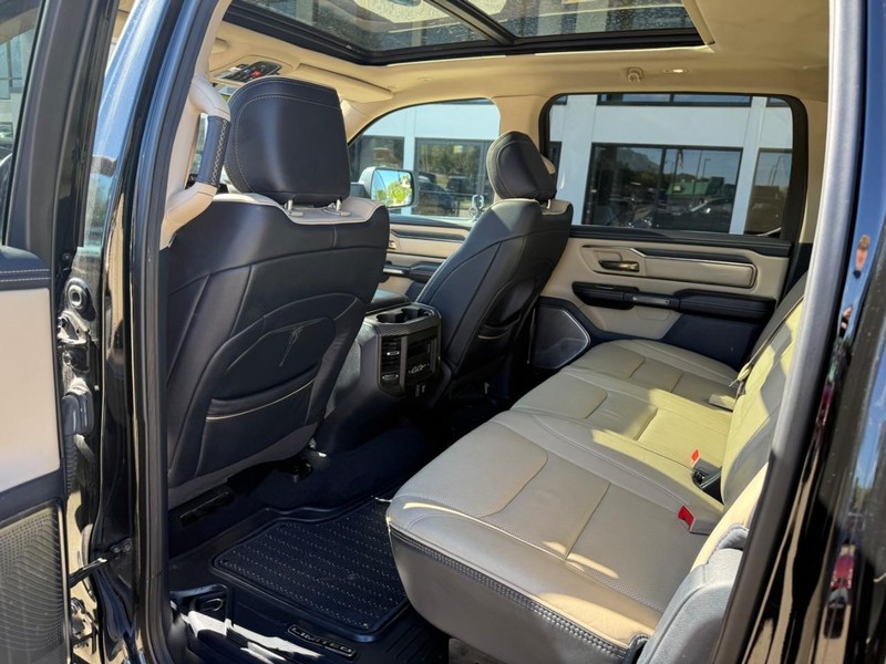 Ram 1500 Vehicle Image 12