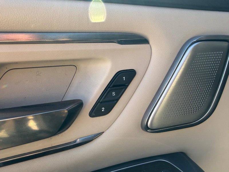 Ram 1500 Vehicle Image 18