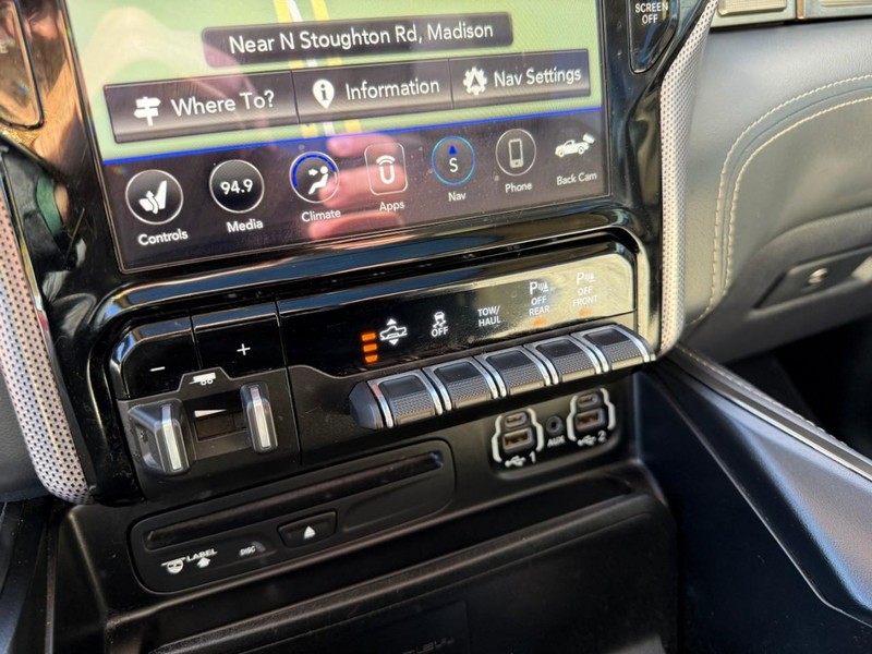 Ram 1500 Vehicle Image 29