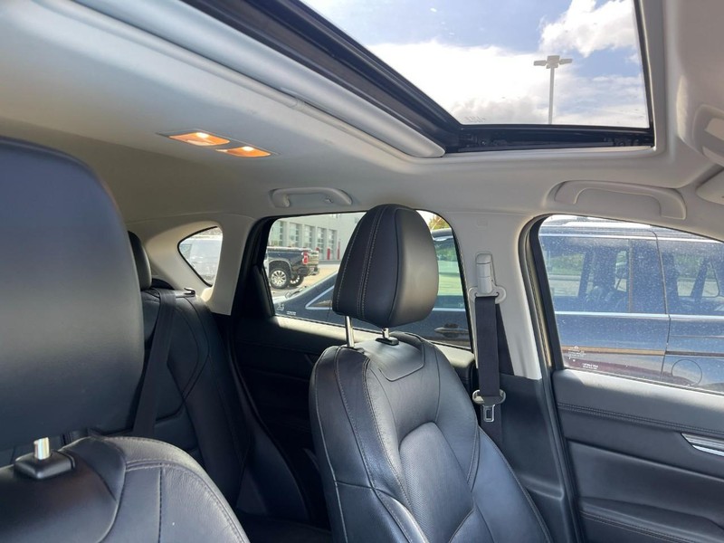 Mazda CX-5 Vehicle Image 03