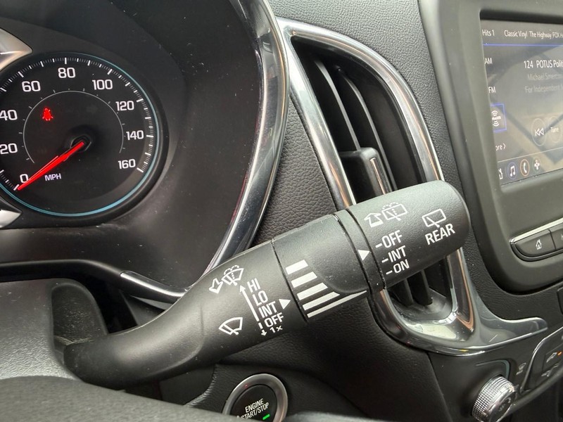 Chevrolet Equinox Vehicle Image 22