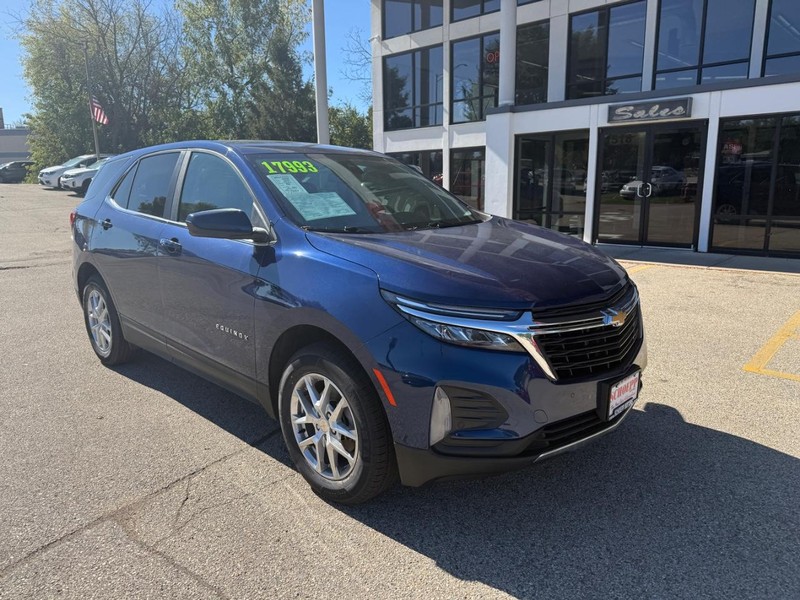 Chevrolet Equinox Vehicle Image 03