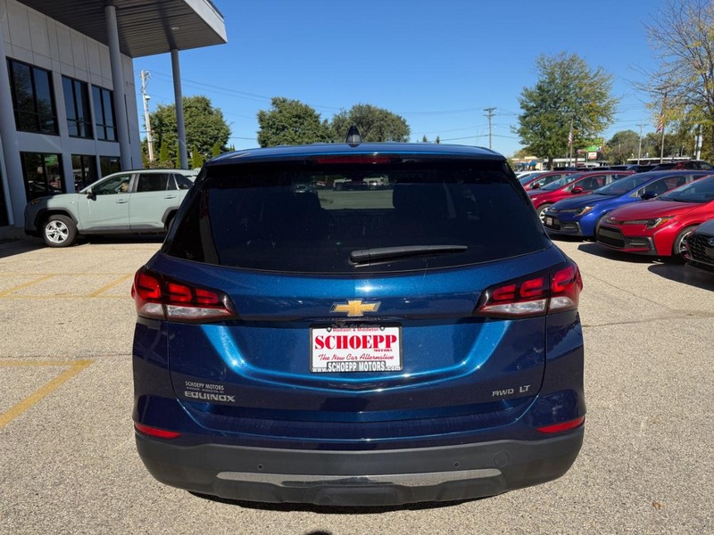 Chevrolet Equinox Vehicle Image 04