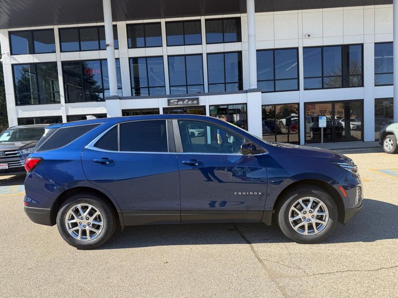 Chevrolet Equinox Vehicle Image 06